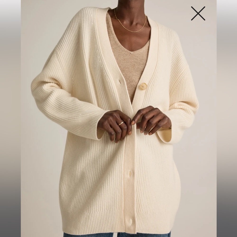 Quince Cream Ribbed V-Neck Button Cardigan